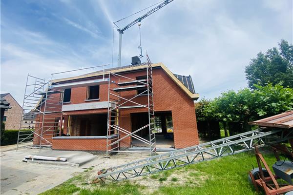 Verbouwing klassieke woning - Bouwbedrijf DEVOBOUW (Vaartstraat, Brecht)